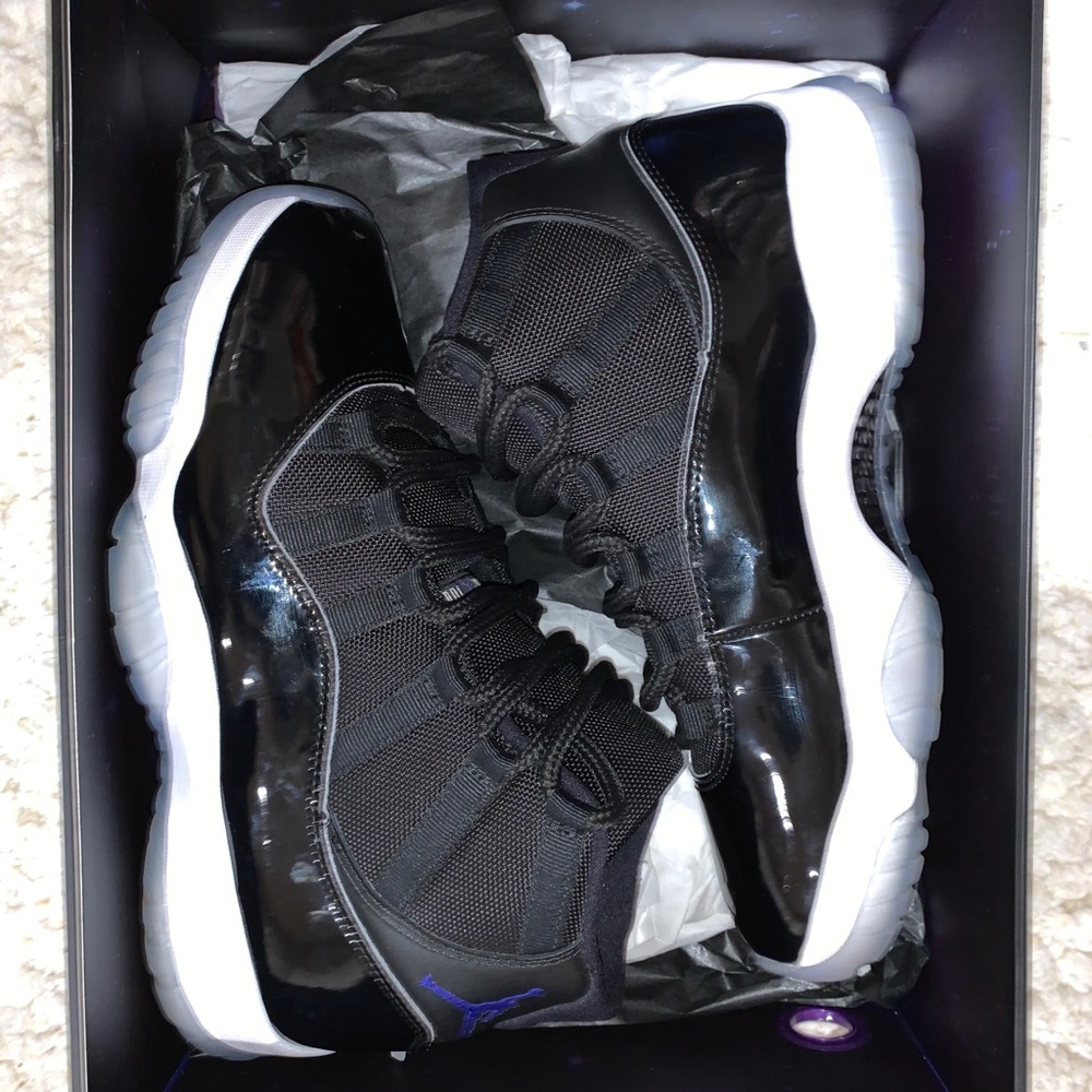 Jordan 11 “Space Jams” 2016